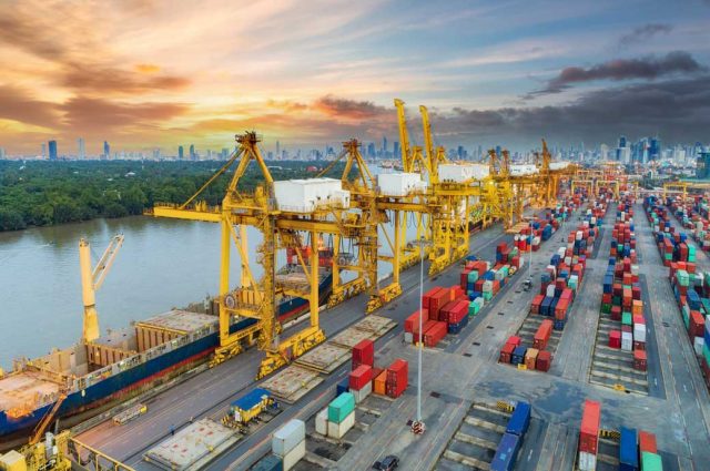 Bangladesh lifts VAT on port services for export-oriented industries