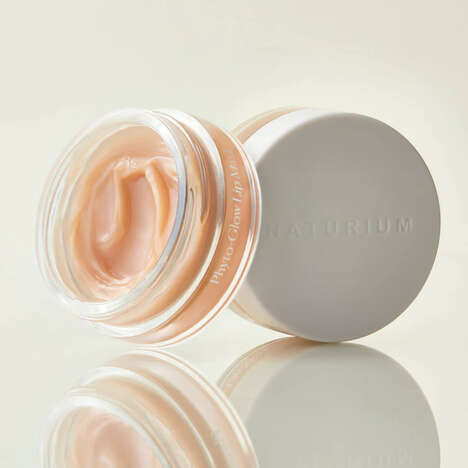 Deep-Conditioning Lip Masks - Naturium's Phyto-Glow Lip Mask Delivers Nourishment Day and Night (TrendHunter.com)