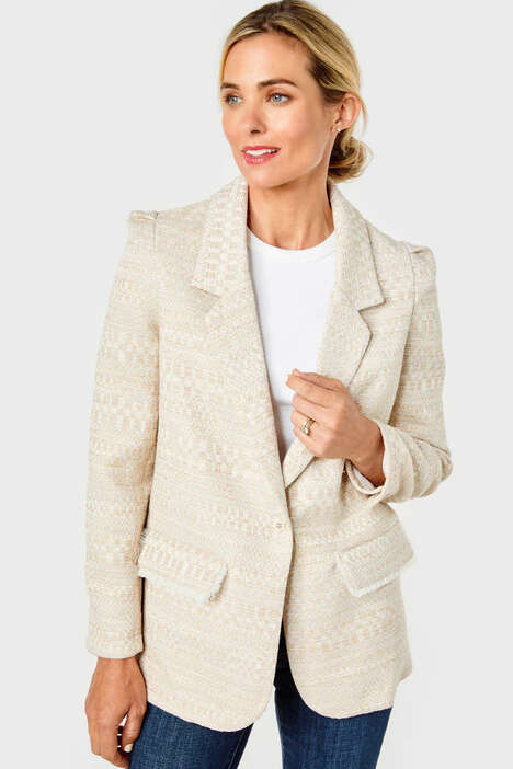 Timeless Tweed Blazers - The Rowan Blazer by Cartolina is Effortlessly Chic (TrendHunter.com)