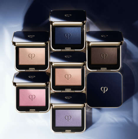 Sea-Inspired Eye Color Palettes - clé de peau Beauté's Eye Color Solo Promotes Luminosity (TrendHunter.com)