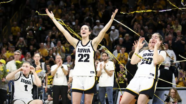 Iowa's Caitlin Clark breaks NCAA scoring record