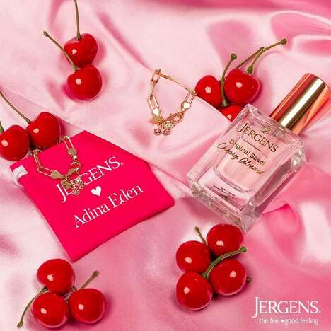 Collaboration Mother's Day Campaigns - Jergens Skincare Partnered with Nicole Ari Parker and More (TrendHunter.com)