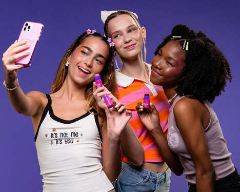 Tween Beauty Sticks - Talomi's Plant-Based Multi-Sticks Add Color to Eyes, Lips & Cheeks (TrendHunter.com)