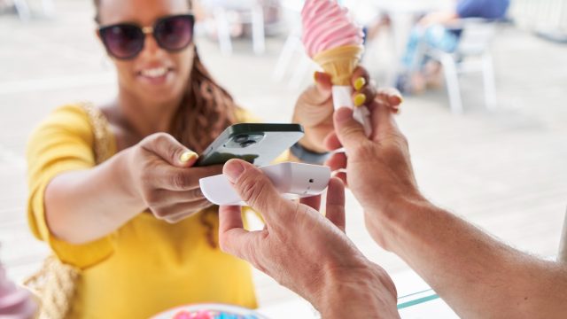 4 tips if you struggle to stay on budget this summer