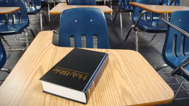 Oklahoma schools chief orders Bible taught in class