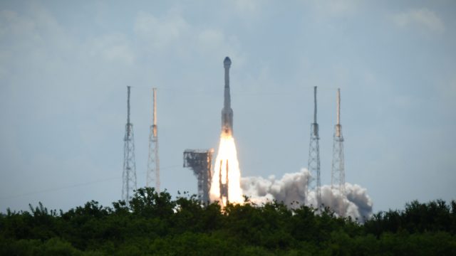 Boeing, SpaceX successfully test key rockets