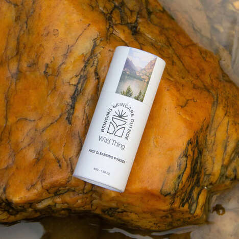 Coconut-Infused Face Cleansing Powders - Wild Thing's Face Cleansing Powder is Eco-Friendly (TrendHunter.com)