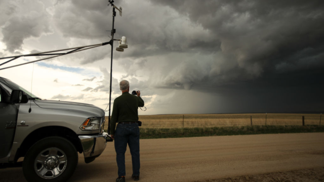 Twisters: the real-life science behind storm chasers