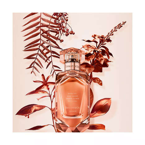 Rose Gold-Inspired Fragrances - The Tiffany & Co. Rose Gold Intense Fragrance is Alluring (TrendHunter.com)