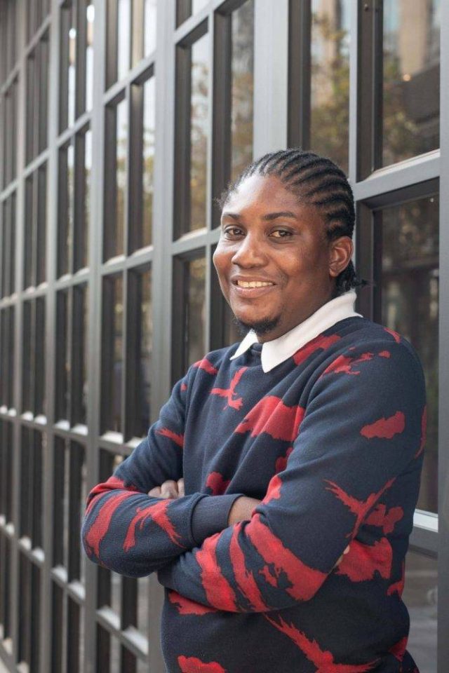 Zimbabwean artist Gresham Tapiwa Nyaude wins 2024 FNB Art Prize