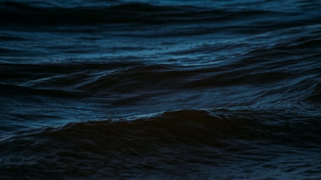 Production of 'dark' oxygen deep in the ocean comes to light