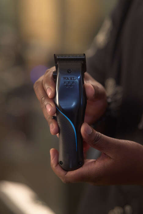 Balding Blade Clippers - The 5-Star Vapor Features the Industry's First Adjustable Balding Blade (TrendHunter.com)
