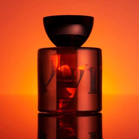 Neuroscience-Backed Scents - Mamajuju by Vyrao is an Eau de Parfum for Grounding and Awareness (TrendHunter.com)