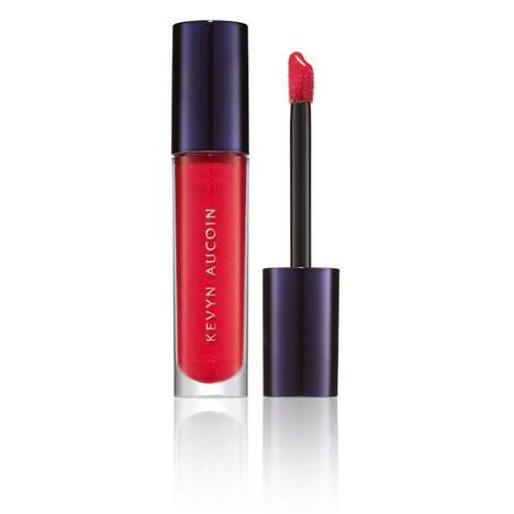 Luxe Plumping Glosses - Kevyn Aucoin Beauty Debuts Nostalgic Multi-Finish Lip Collection (TrendHunter.com)