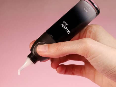 Dosage Control Droppers - The Quadpack Dropify Bottle Simplifies Skincare with a One-Handed Gesture (TrendHunter.com)