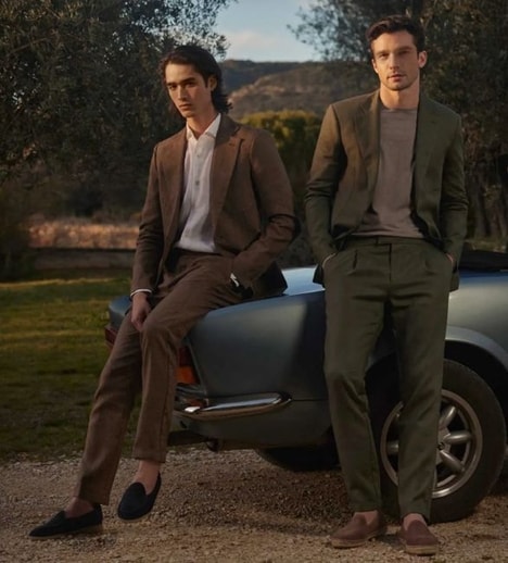 Adaptable Warm Weather Suits - The Luca Faloni Linen Suit is Made in Northern Italy (TrendHunter.com)