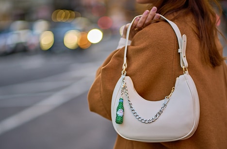 Crystallized Bottle Bag Charms - Peroni Launches a Stylish New Bag Charm with Judith Leiber (TrendHunter.com)