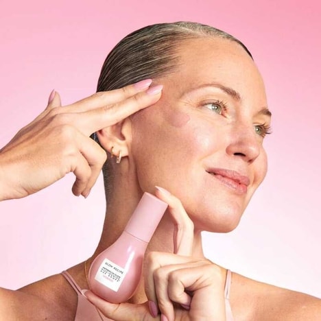 Sheer Hydrating Tinted Serums - Glow Recipe Has Expanded Its Glow Hues Collection with Rosy Glow (TrendHunter.com)