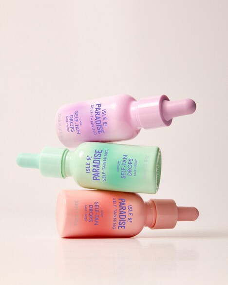 Skincare-First Self-Tan Drops - Isle of Paradise's Reformulated Self-Tan Drops Hydrate & Brighten (TrendHunter.com)