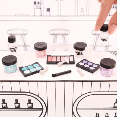 Functional Mini Cosmetics - MGA’s Miniverse Make It Mini Makeup Features Tiny, Pigmented Products (TrendHunter.com)
