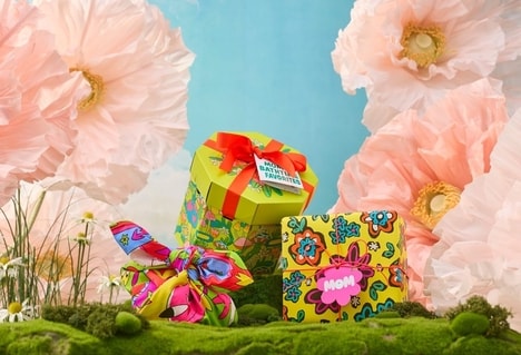 Mother's Day-Focused Self-Care Capsules - Lush's Mother's Day Collection is Colorful & Sustainable (TrendHunter.com)