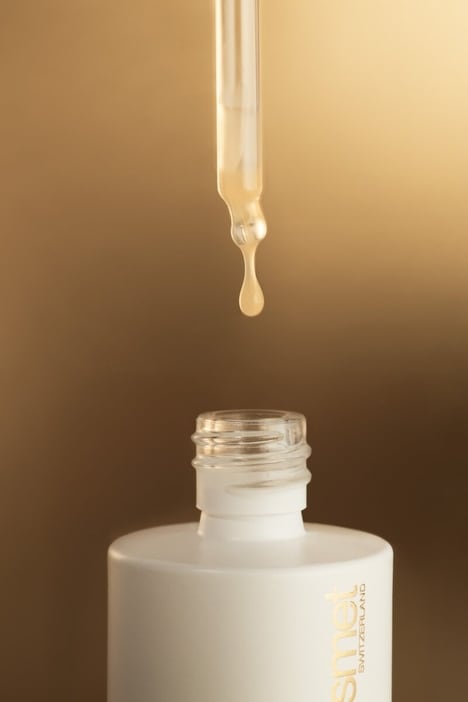 Premium Anti-Aging Skincare - The CELLCOSMET CELLECTIVE CELLLIFT SERUM-XT is a Powerful Product (TrendHunter.com)