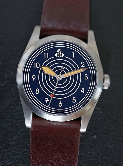 Handcrafted Mechanical Timepieces - Bespoke Watch Projects Boasts the Intaglio Midsize Edition (TrendHunter.com)