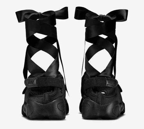 Ballet-Inspired Split-Toe Footwear - Nike Presents the Dynamic Air Rift Black Swan Model (TrendHunter.com)