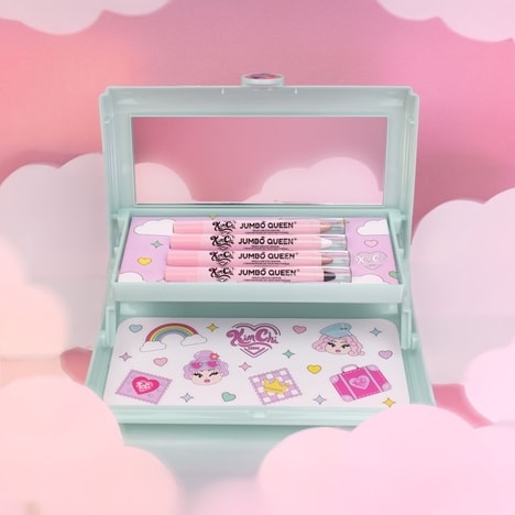 Adorable Beauty Sets - KimChiChic Beauty and Caboodles Present a Limited-Edition Set (TrendHunter.com)