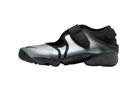 Metallic-Tinged Split-Toe Footwear - Nike Unveils Another Tonal Air Rift Model in Metallic Hues (TrendHunter.com)