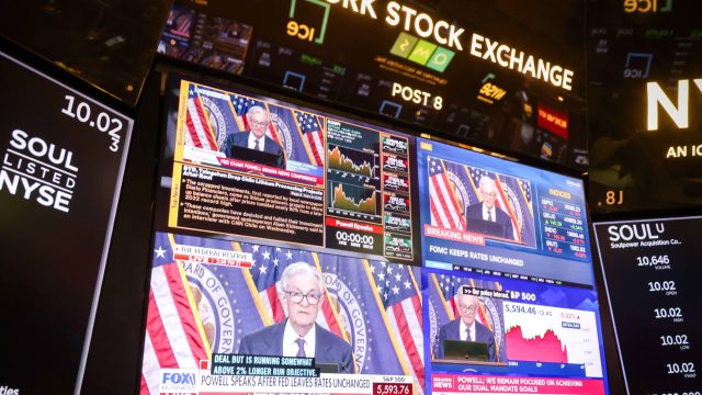 Fed leaves rates unchanged as Powell warns on tariffs