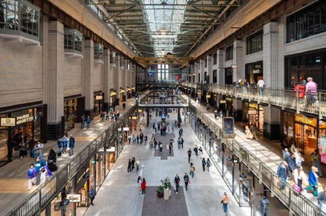 45% of UK shoppers prefer shopping in-store to online: Battersea