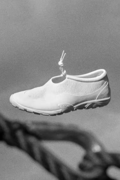 Minimal Trail Unlined Footwear - TOKYO DESIGN STUDIO New Balance Presents New MT10Tv1 Models (TrendHunter.com)