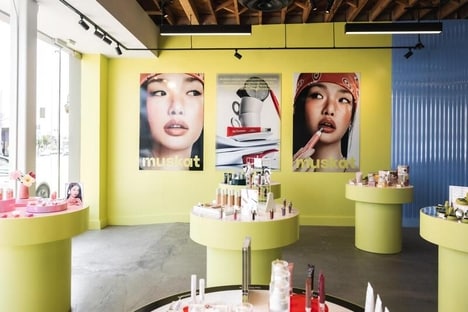 Next-Gen K-Beauty Pop-Ups - MUSKAT Hosted a Five Day Immersive Experience in L.A. (TrendHunter.com)