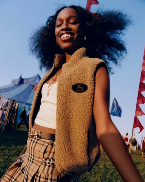 Festival-Inspired Luxury Fashion Campaigns - Burberry Celebrates the Energy of British Music Culture (TrendHunter.com)
