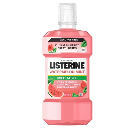 Juicy Watermelon Mouthwashes - Listerine Watermelon Mint Has a Mild, Alcohol-Free Formula (TrendHunter.com)