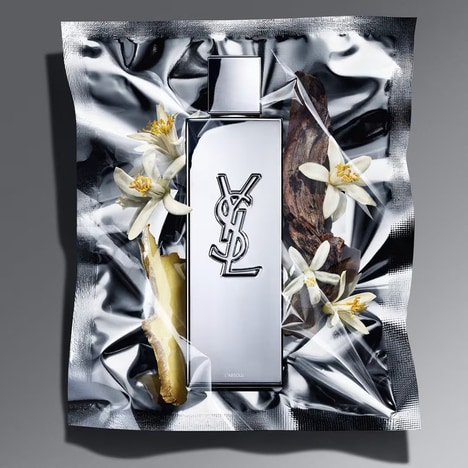 Reinterpreted Sleek-Bottle Colognes - The YSL 'MYSLF Absolu' Boasts a Cool-Spiced Scent (TrendHunter.com)