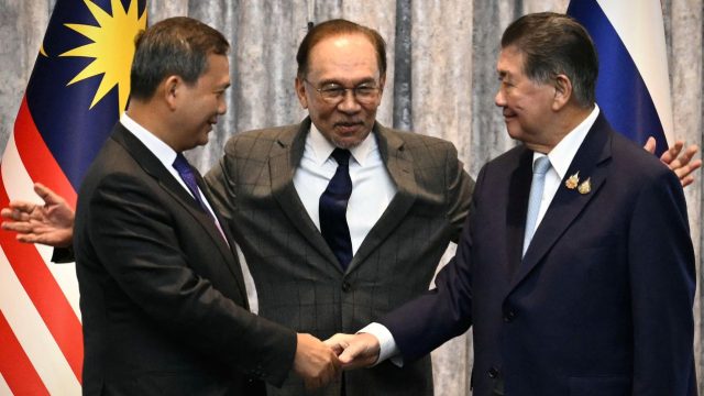 Thailand, Cambodia agree to ceasefire in border fight