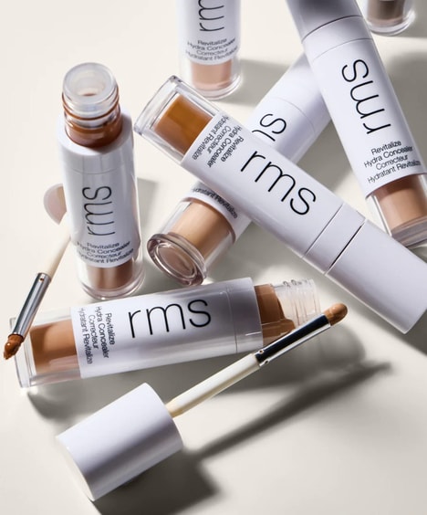 Creamy Liquid Concealers - RMS Beauty's Revitalize Hydra Concealer Blends Skincare and Coverage (TrendHunter.com)