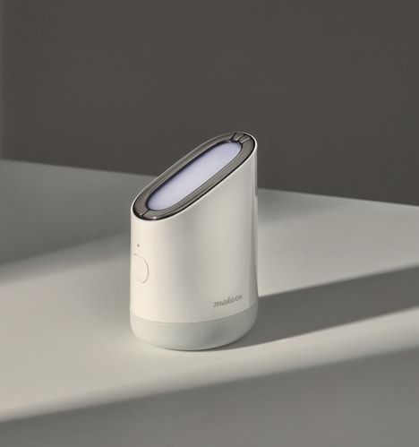 AI-Powered Skincare Analyzers - makeON's Skin Light Therapy 3S Provides a Three-Second Diagnosis (TrendHunter.com)