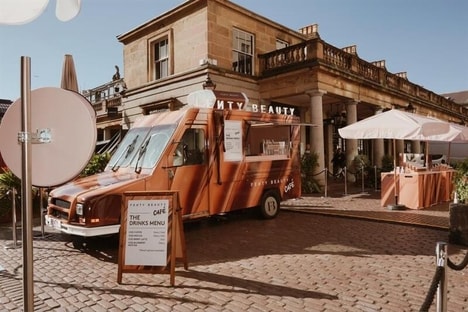 Pop-Up Beauty Cafés - The Fenty Beauty Café Offers Free Drinks and Product Discovery (TrendHunter.com)