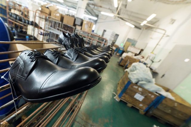 Mexico suspends temporary footwear imports to aid domestic industry