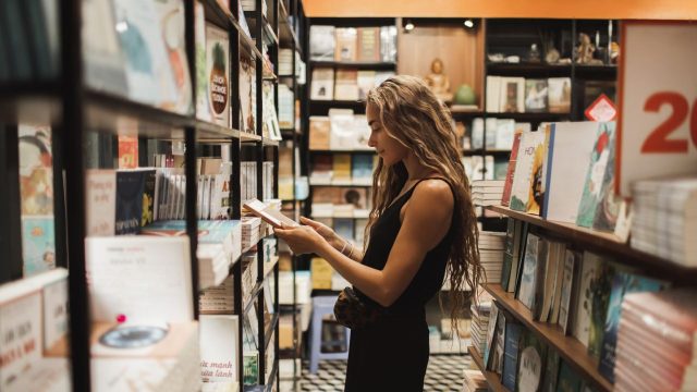 9 inviting bookstores ready for you to attack their shelves