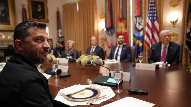 Ukraine: Donald Trump pivots again