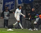 Aubameyang fires Marseille to win as Newcastle fail to heed Howe’s warning