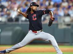 2 MLB pitchers charged with rigging throws for bets