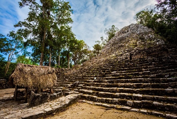 Decoded Hieroglyphics Reveal Female Ruler of Ancient Maya City