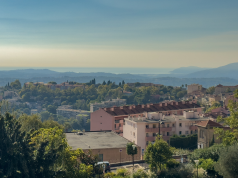 A scenic road trip in the French Riviera