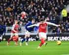 Viktor Gyökores holds nerve to sink Everton and keep Arsenal top of pile