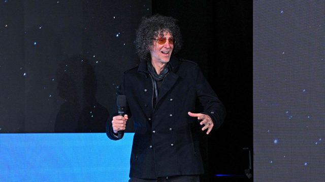 SiriusXM hopes a new Howard Stern deal can turn its fortunes around